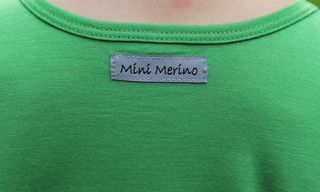 Mini Merino - Kinder Shirt aus Merinowolle in grün  - 100% Neuseeland Wolle
