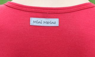 Mini Merino - Kinder Shirt aus Merinowolle in rot - 100% Neuseeland Wolle